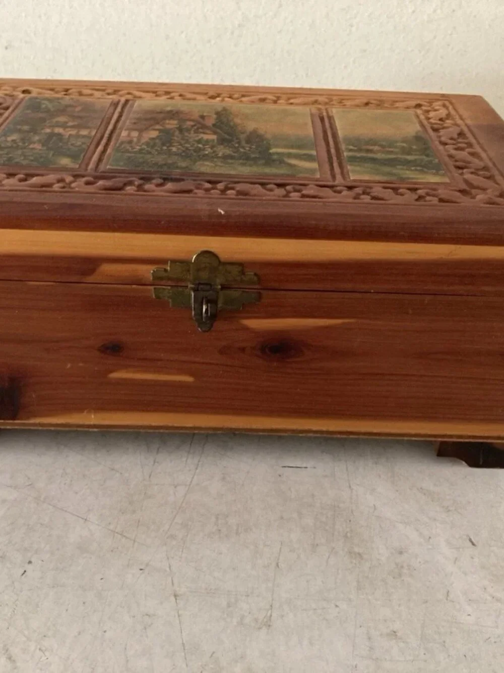 Vtg Carved Cedar Wooden Jewelry Trinket Box w/ Mirror Lithograph Cottage Scene